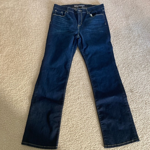 Size 14 New York & Company Boot Cut Jeans - Picture 5 of 5